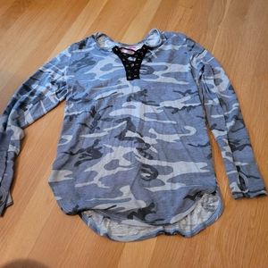 So Nikki girls top sz L